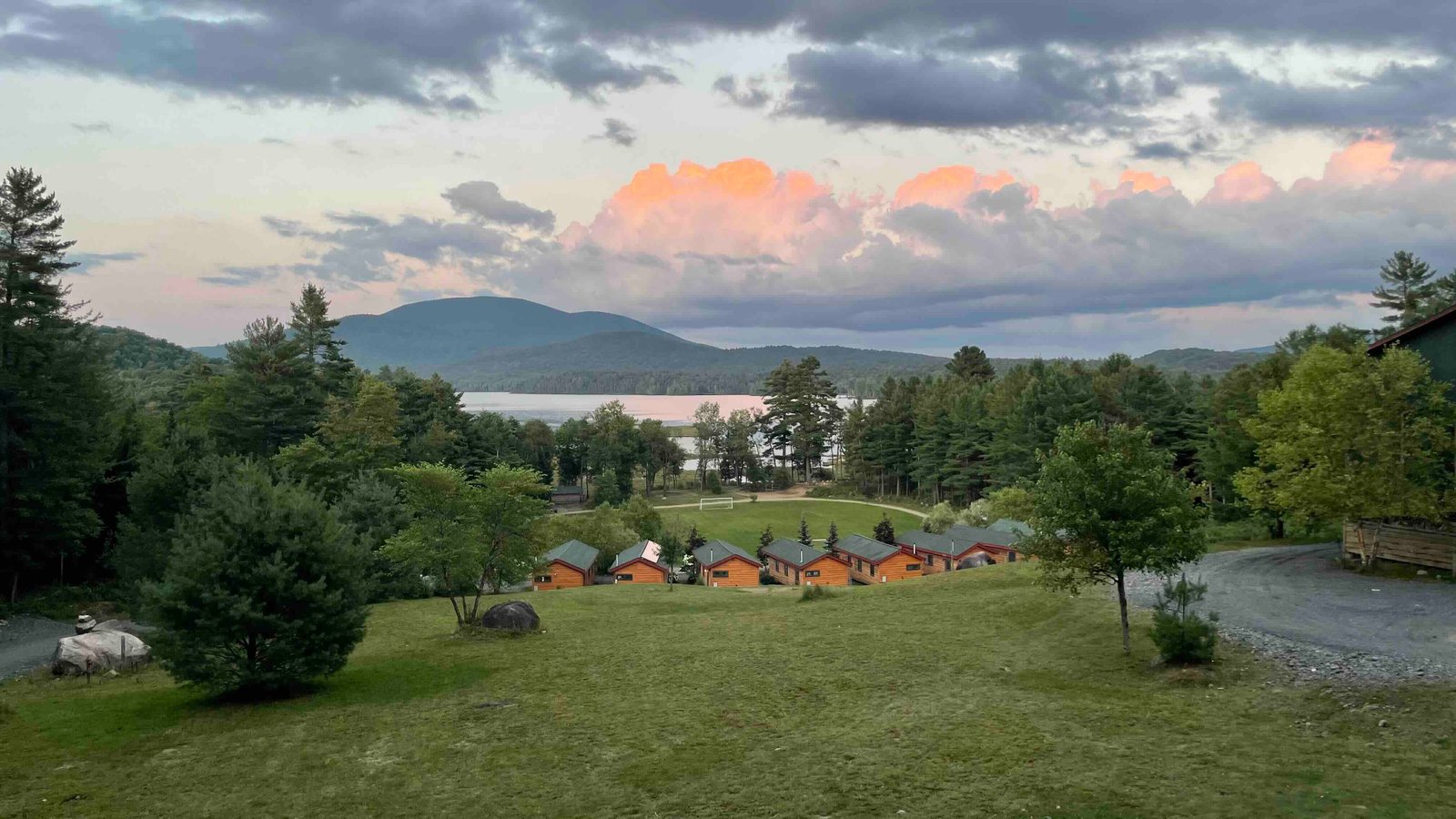 llca-cabins